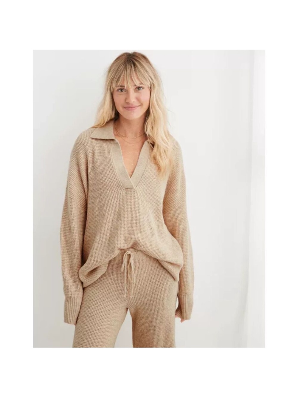 aerie Tan V-Neck Knit Pullover with matching pants